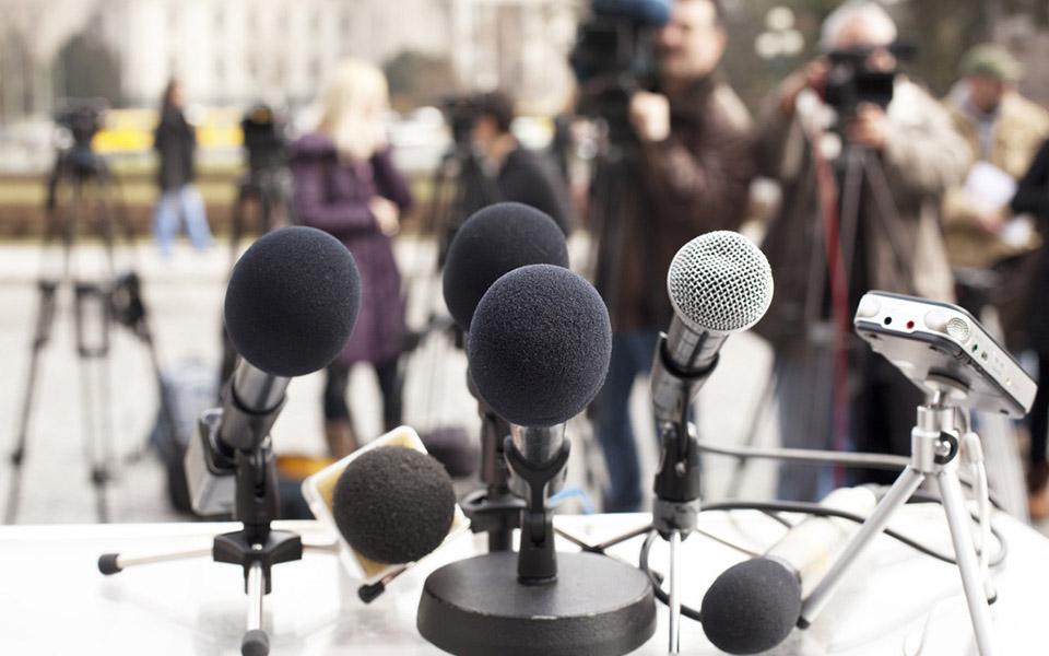 瓦乐夫携手行业伙伴共探声学建材发展，践行诚信经营理念